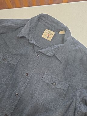 Red Head Shirt Men XLarge  Gray Button Up Hunting Outdoor Fish Fishing Hike